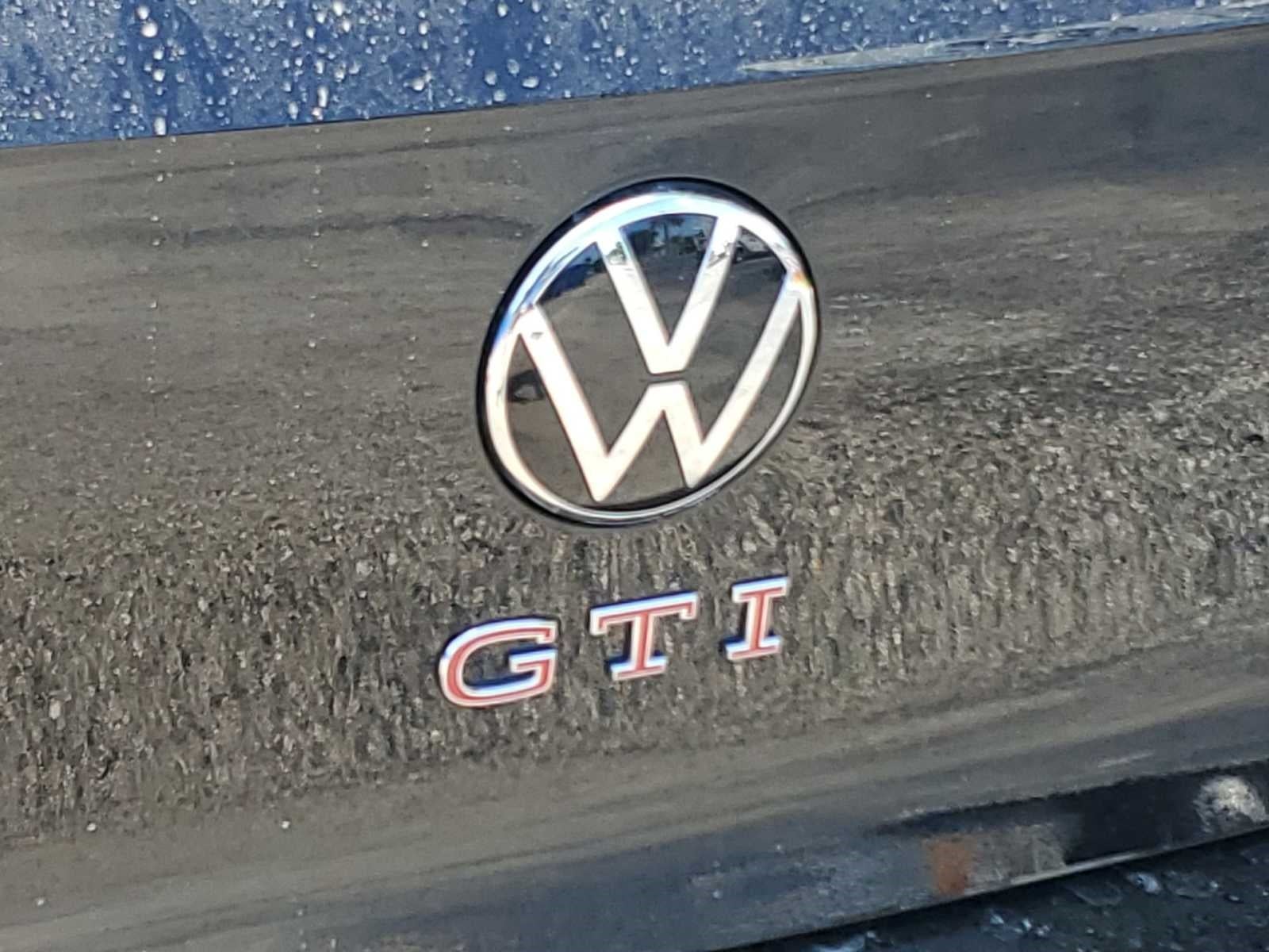 2024 Volkswagen Golf GTI 380 SE