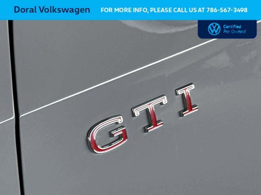 2025 Volkswagen Golf GTI SE