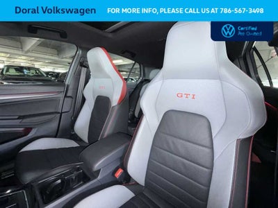 2025 Volkswagen Golf GTI SE