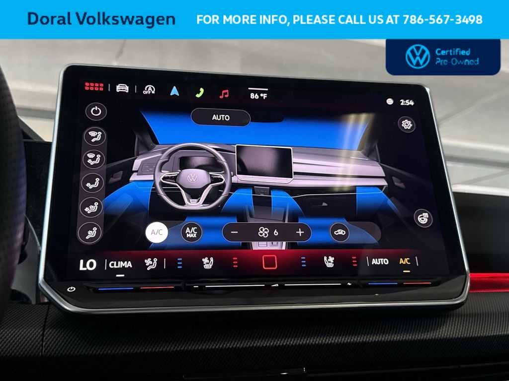 2025 Volkswagen Golf GTI SE