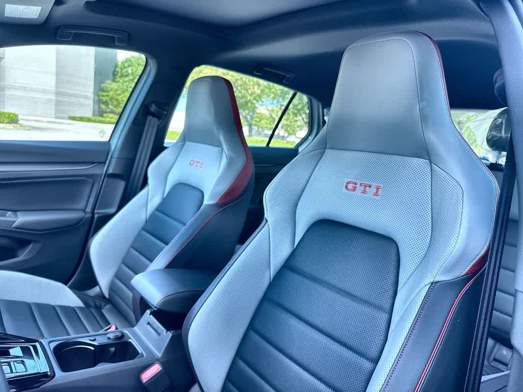 2026 Volkswagen Golf GTI SE
