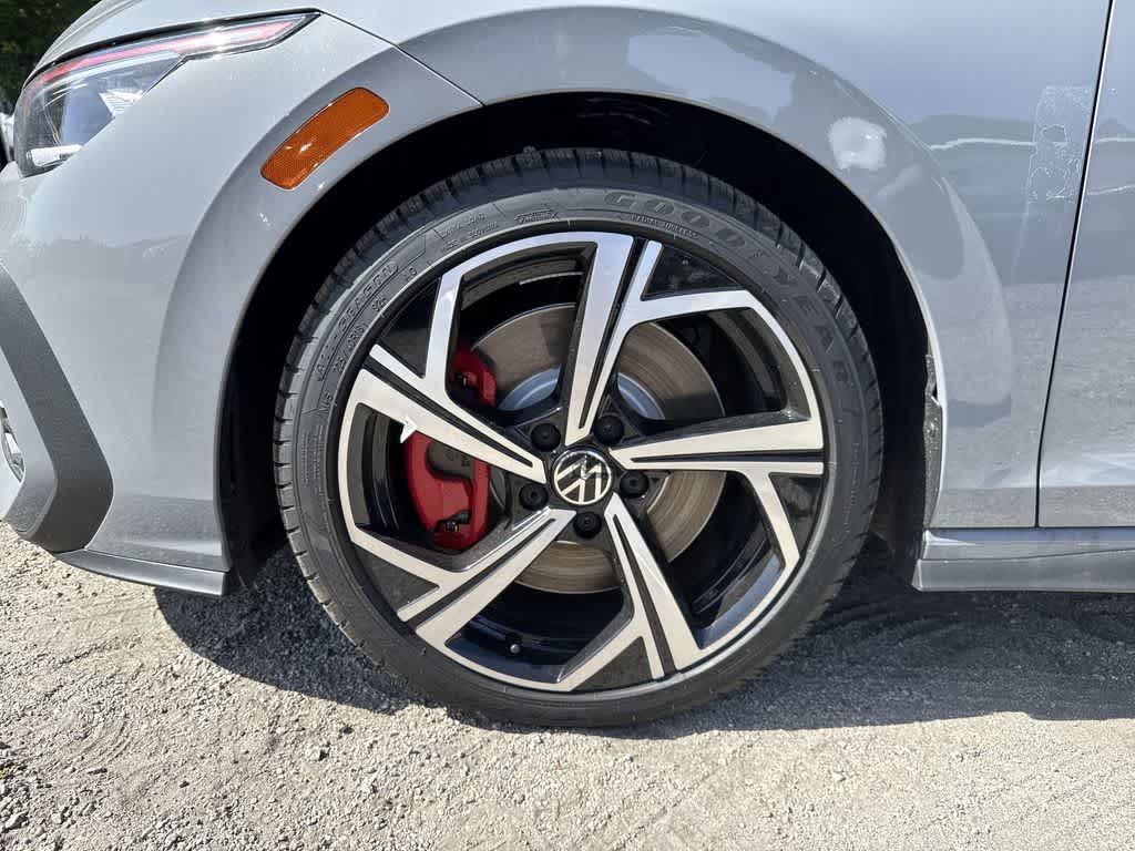 2026 Volkswagen Golf GTI SE