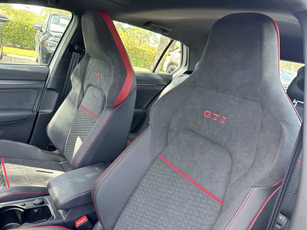 2026 Volkswagen Golf GTI SE