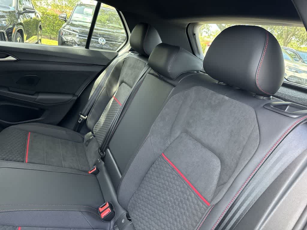 2026 Volkswagen Golf GTI SE