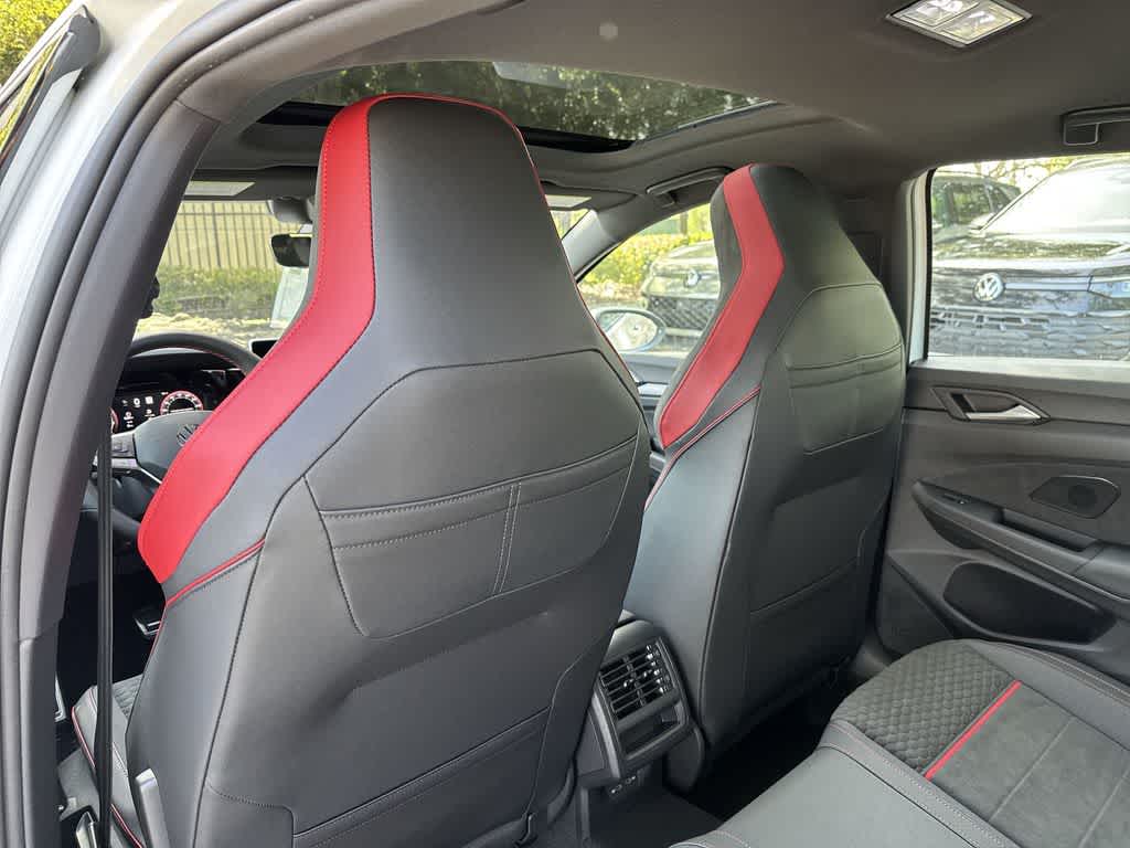 2026 Volkswagen Golf GTI SE