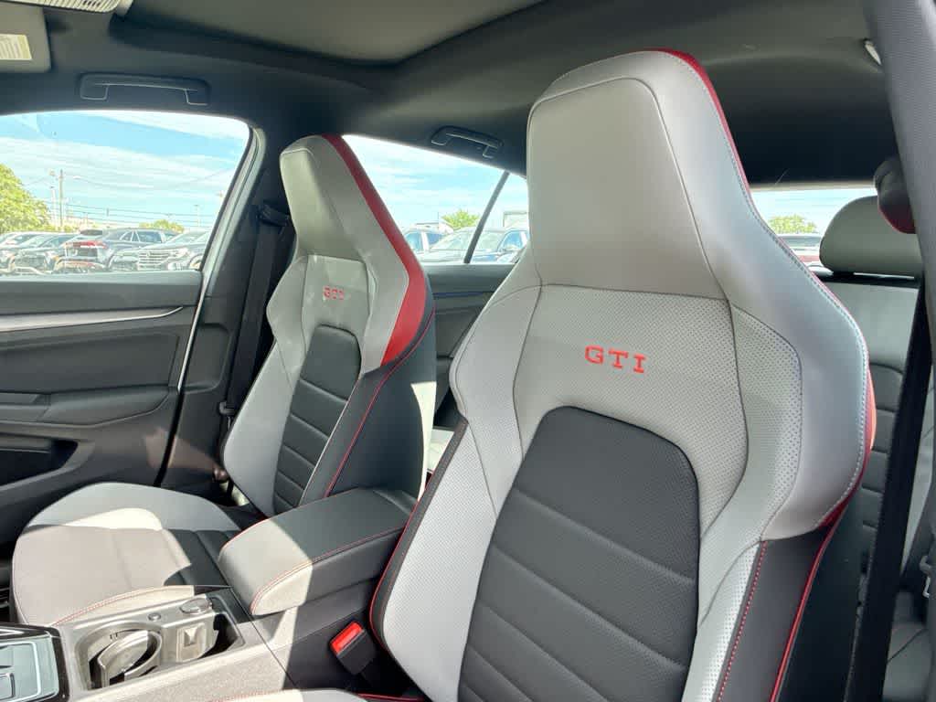 2026 Volkswagen Golf GTI Autobahn