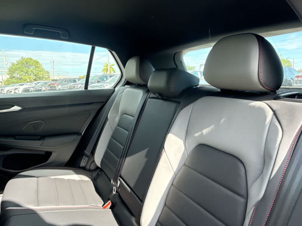 2026 Volkswagen Golf GTI Autobahn